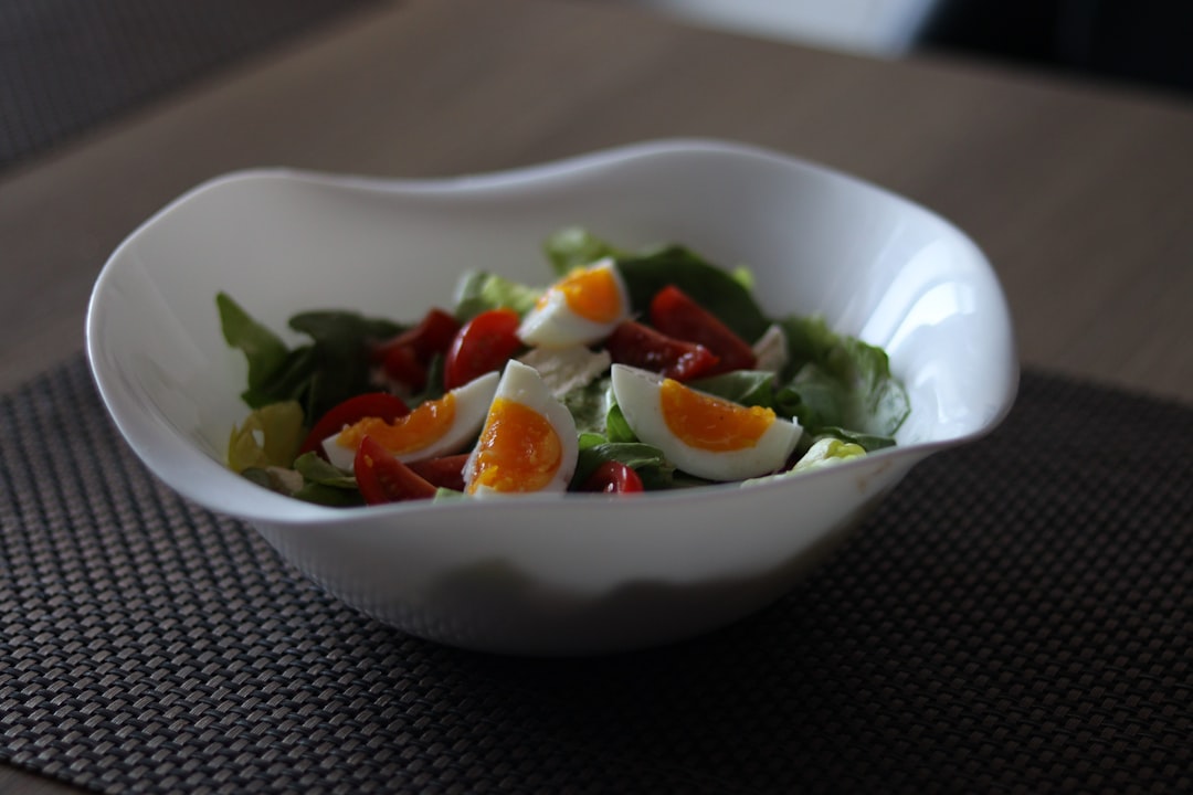 Spanish Salad with Egg & Tuna