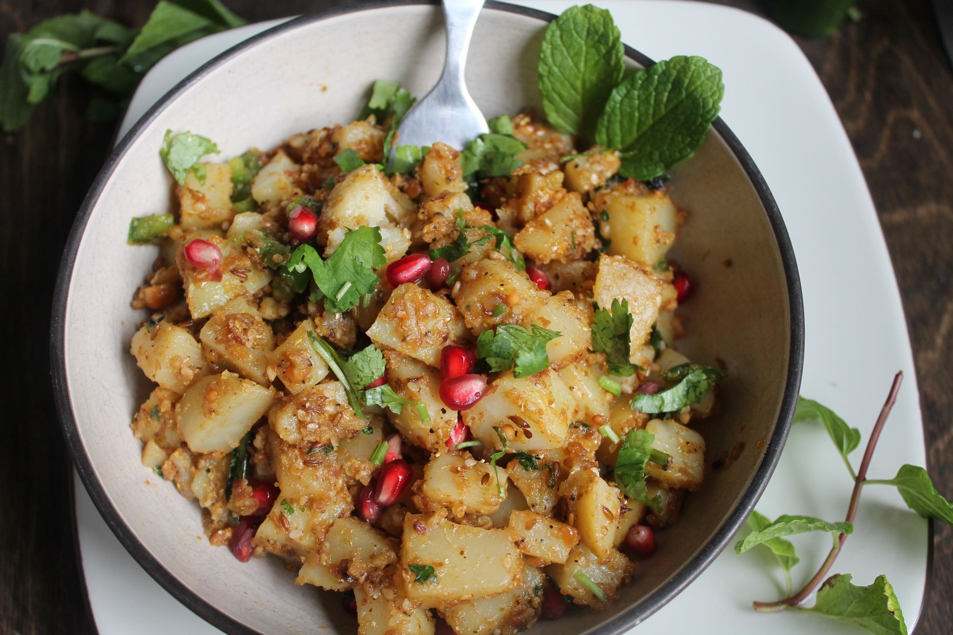Spicy Batata Harra — Crispy Garlic Potatoes