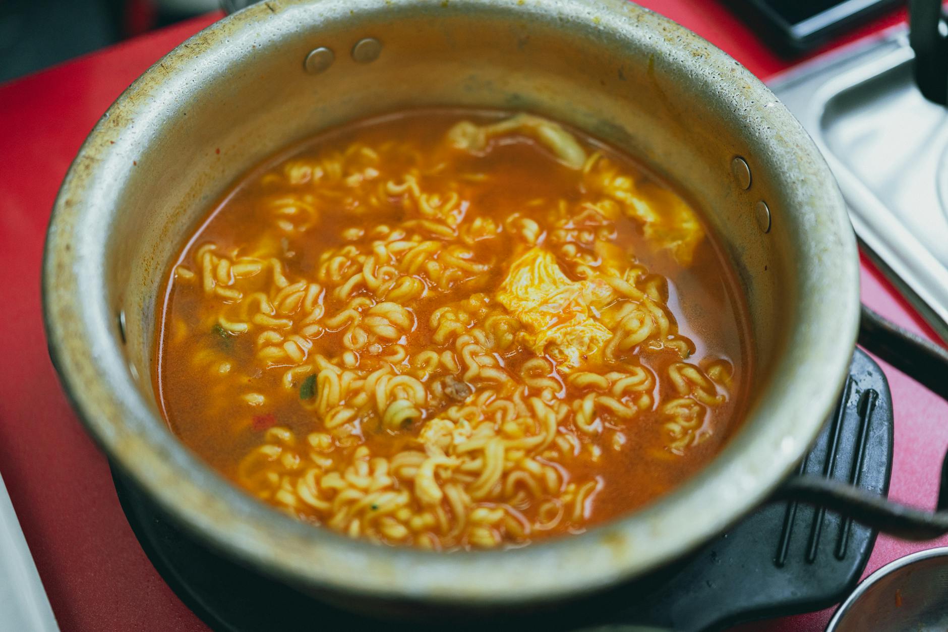 Spicy Ramyeon with Egg & Mushroom