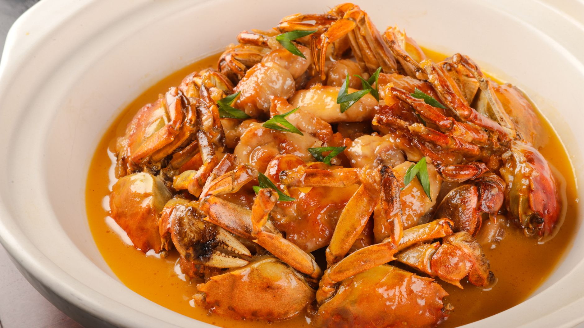 Steamed Shanghai Hairy Crab with Ginger-Vinegar Dip