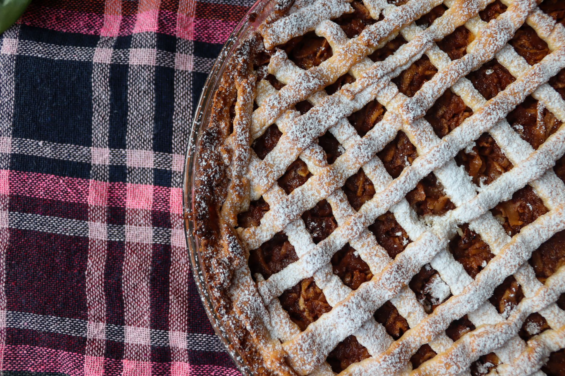 15-Minute Szarlotka Sheet-Pan Apple Cake
