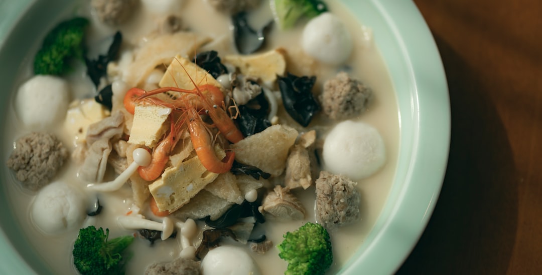 Thai Clear Tofu Soup (Gaeng Jeud)