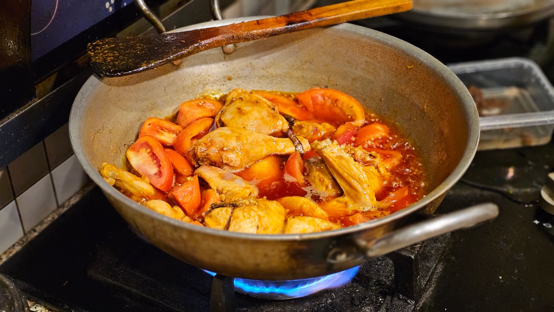 Tomato Braised Chicken