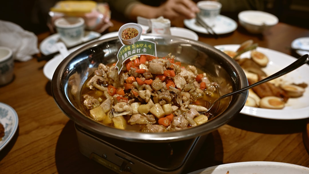 Xinjiang Da Pan Ji (Big Plate Chicken)