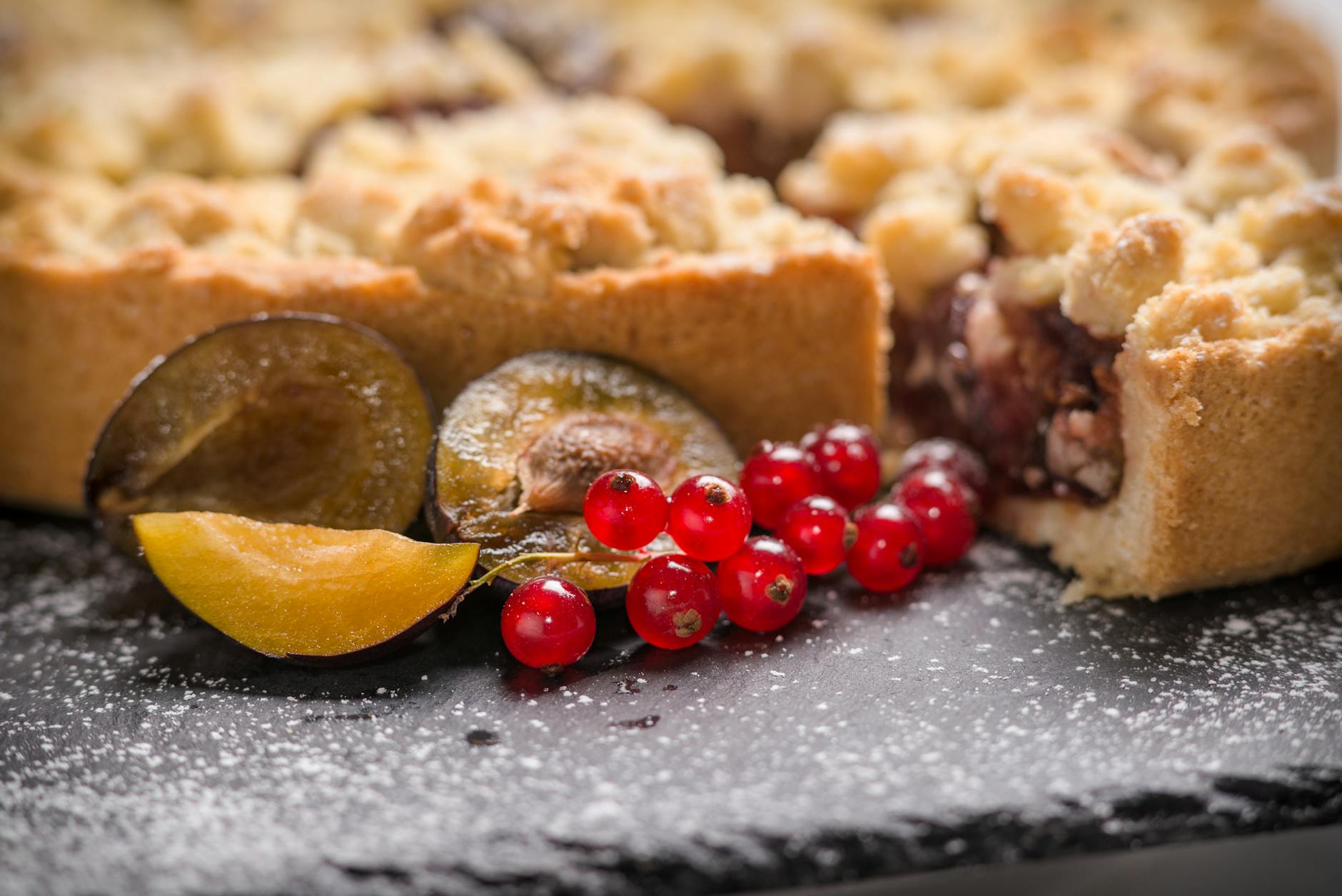 25-Min Zwetschgenkuchen with Fresh Plums