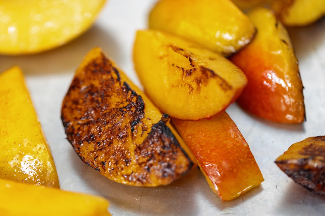 Honey Cinnamon Grilled Peaches