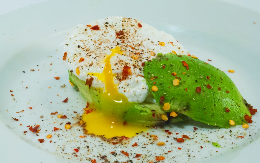 Avocado Baked Eggs