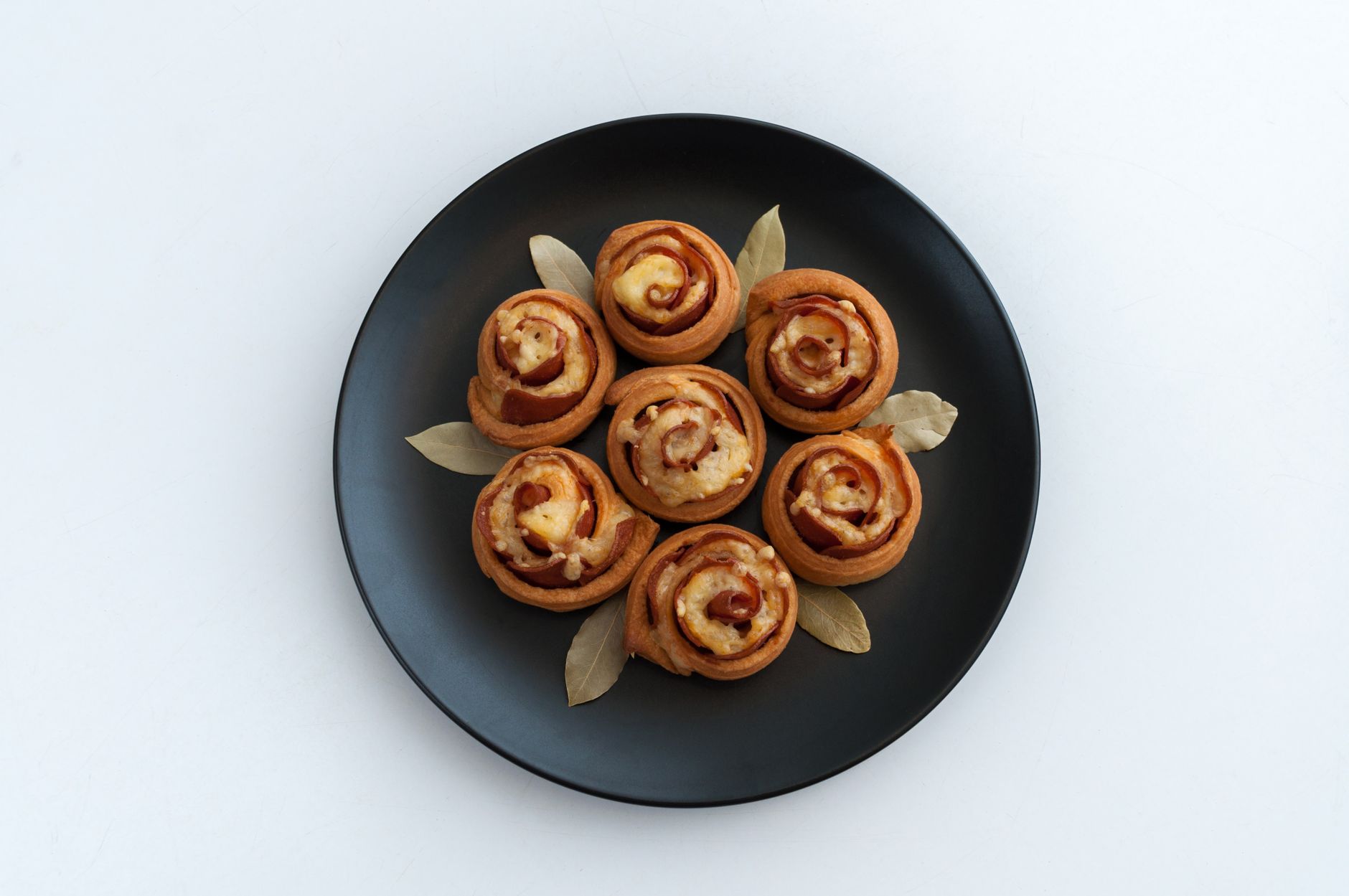 Ham & Cheese Crescent Ring