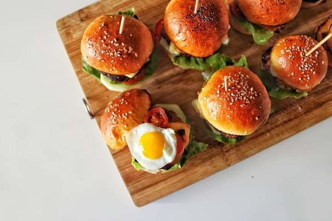 15-Min Breakfast Sliders