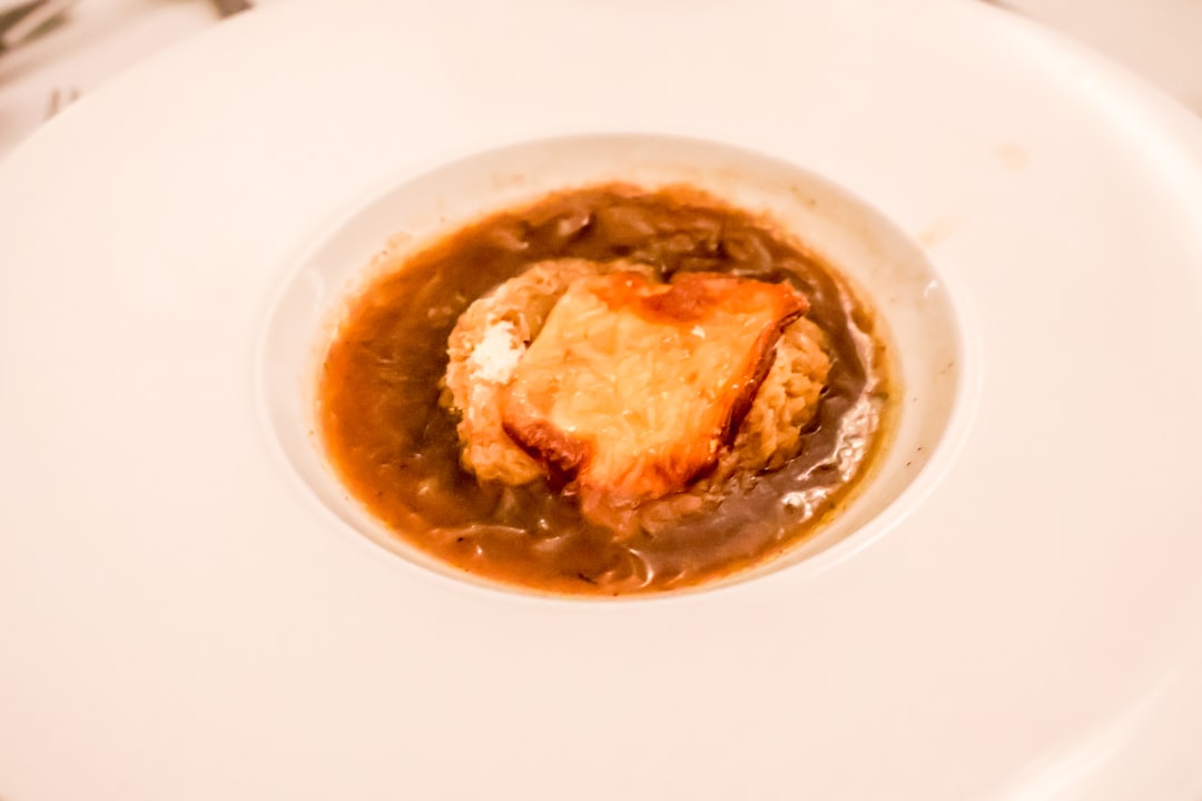 20-Min Cheesy Beef Onion Soup