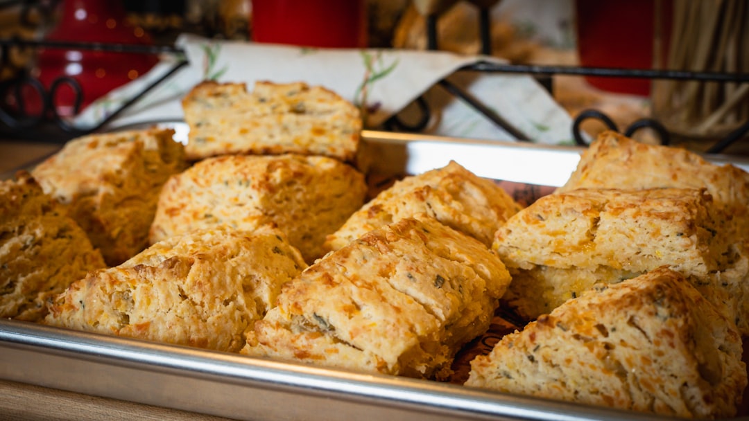 15-Minute Cheddar Biscuits