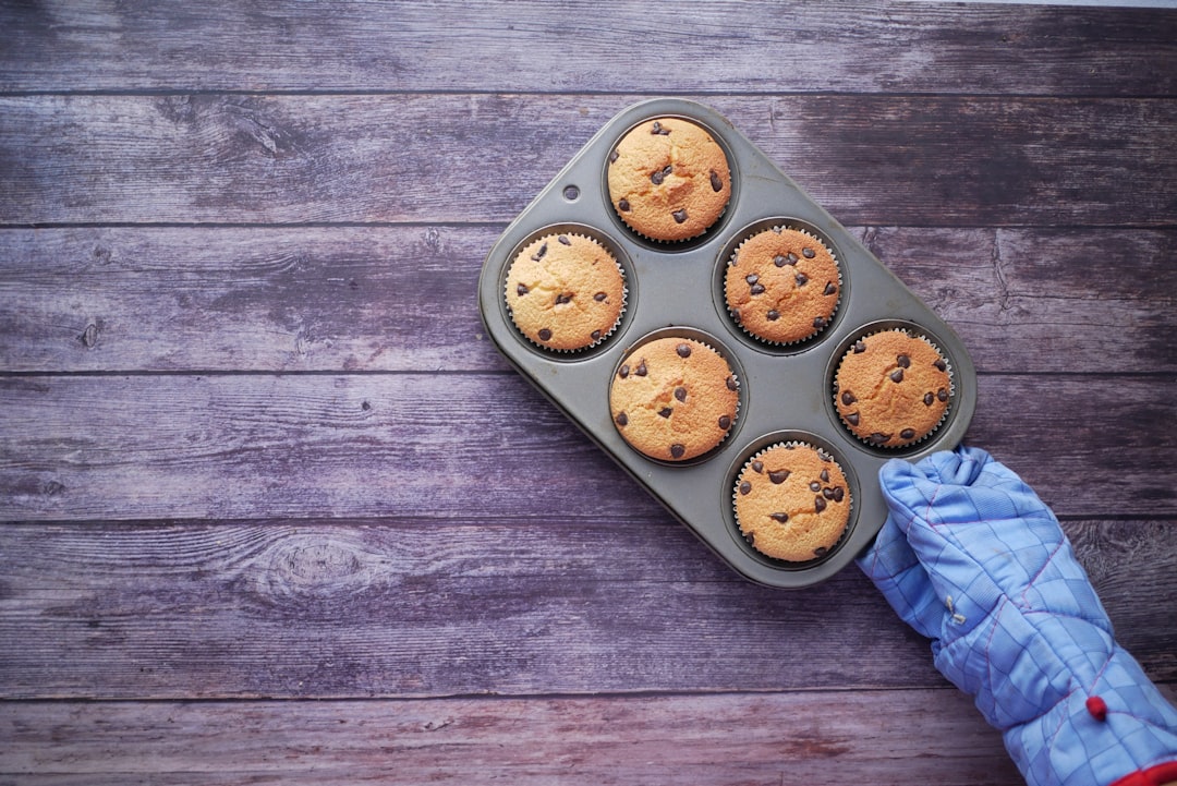 4-Ingredient Pumpkin Muffins