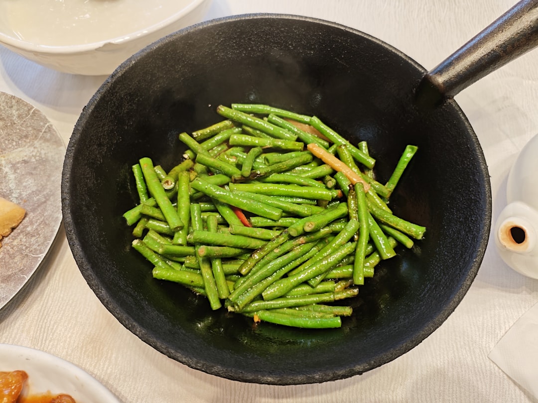 5-Minute Garlic Green Beans