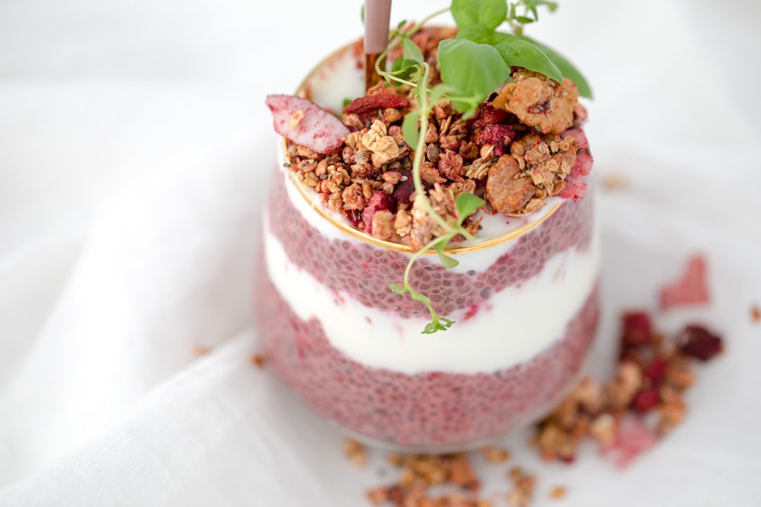 5-Min Raspberry Chia Pudding