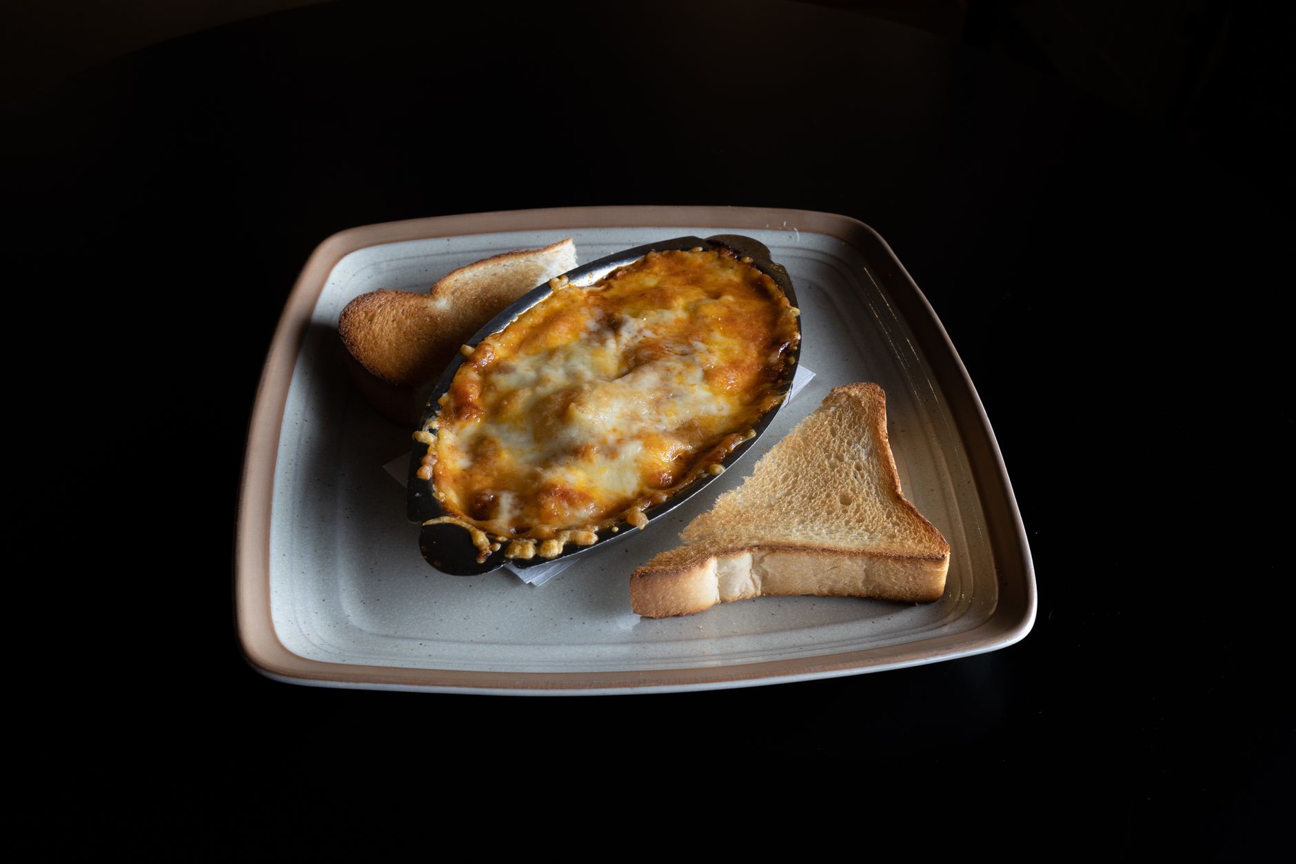 20-Min Golden Baked Mac and Cheese