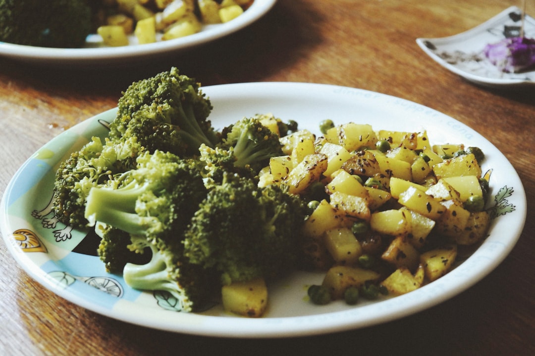 Crispy Ranch Potatoes with Broccoli & Peas