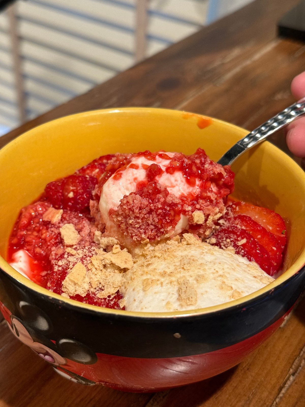Yogurt with Strawberries, Graham Crackers, and Whipped Cream