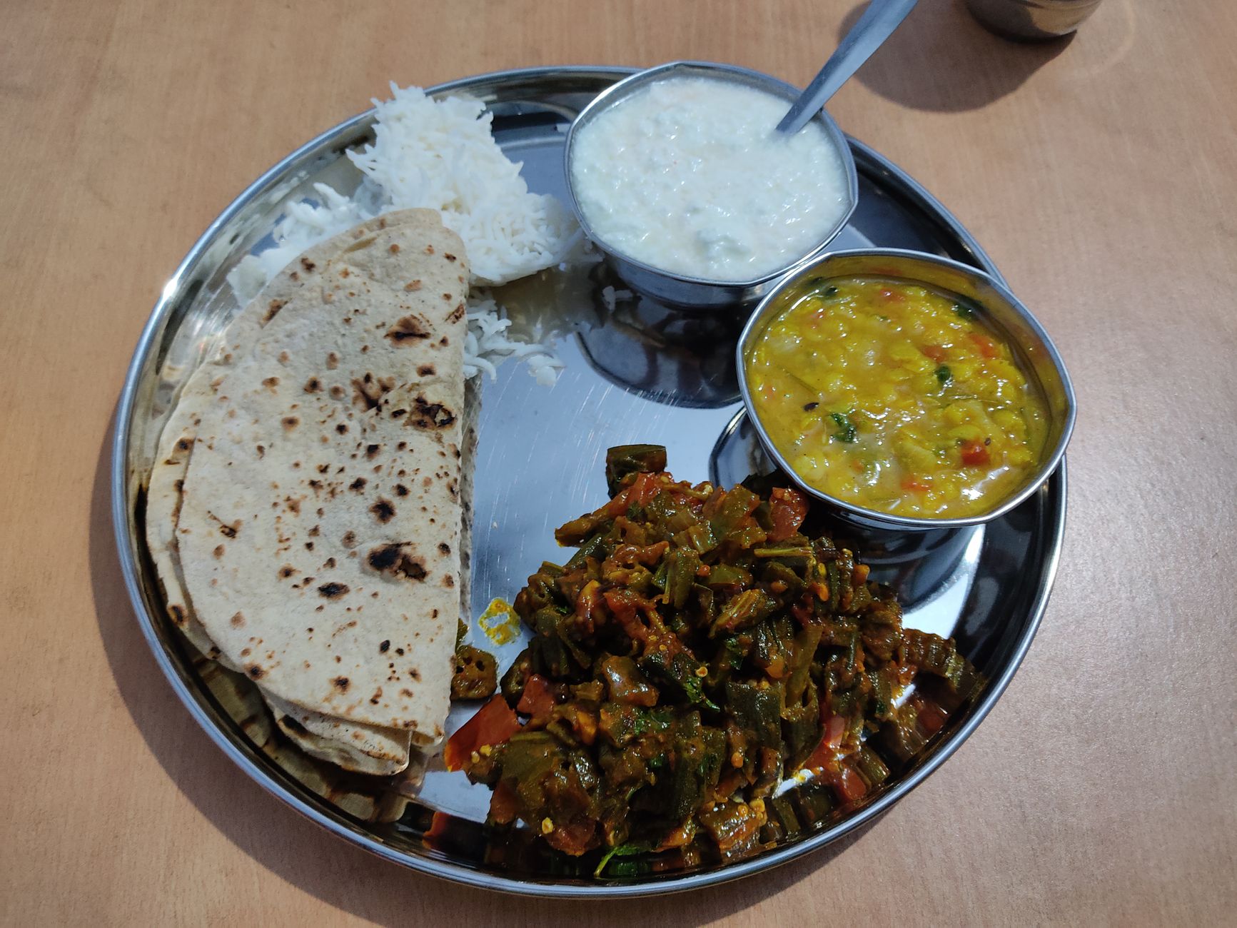 Lentil Curry With Flatbread