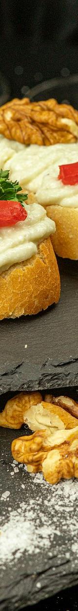 Blue Cheese Crostini