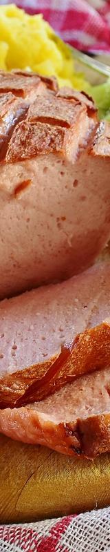 Bockwurst with Mustard and Vegetables