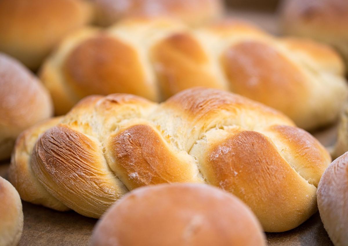 Braided Bread Roll