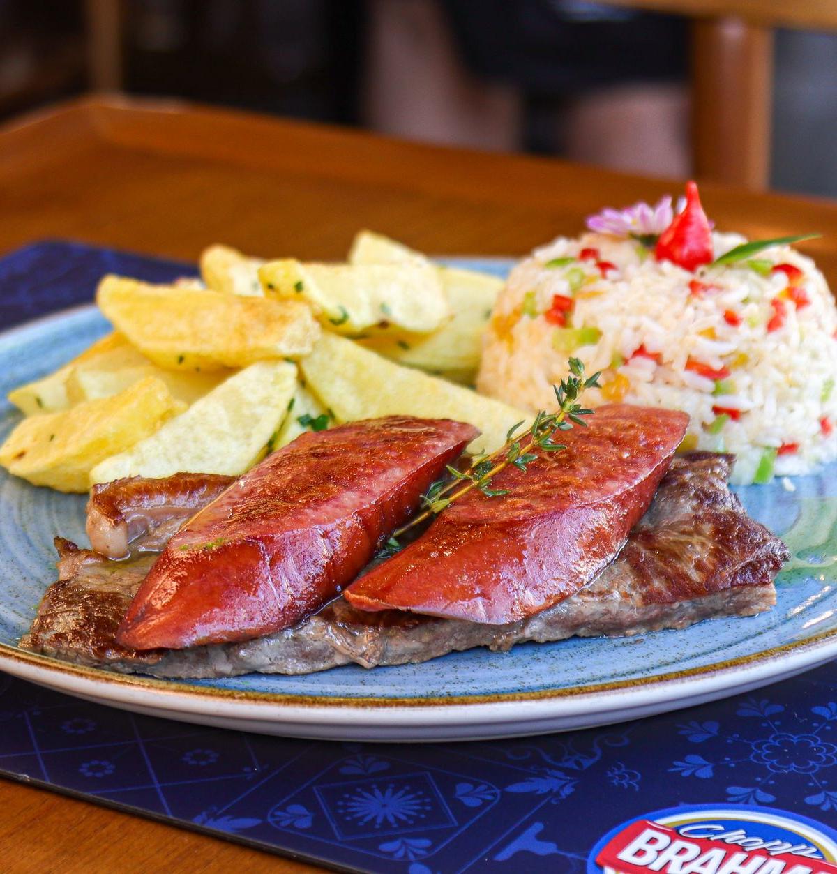 Brazilian cowboy rice with grilled meat