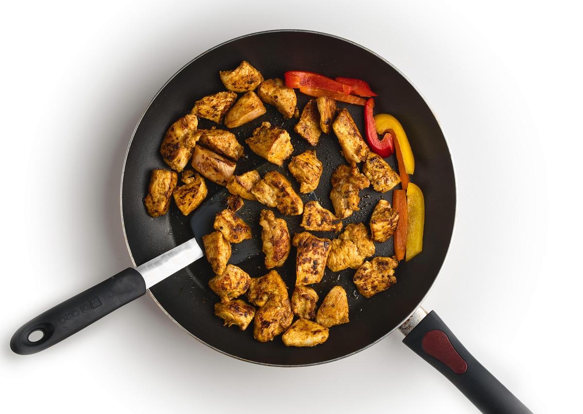 Chicken and Bell Peppers Stir-Fry