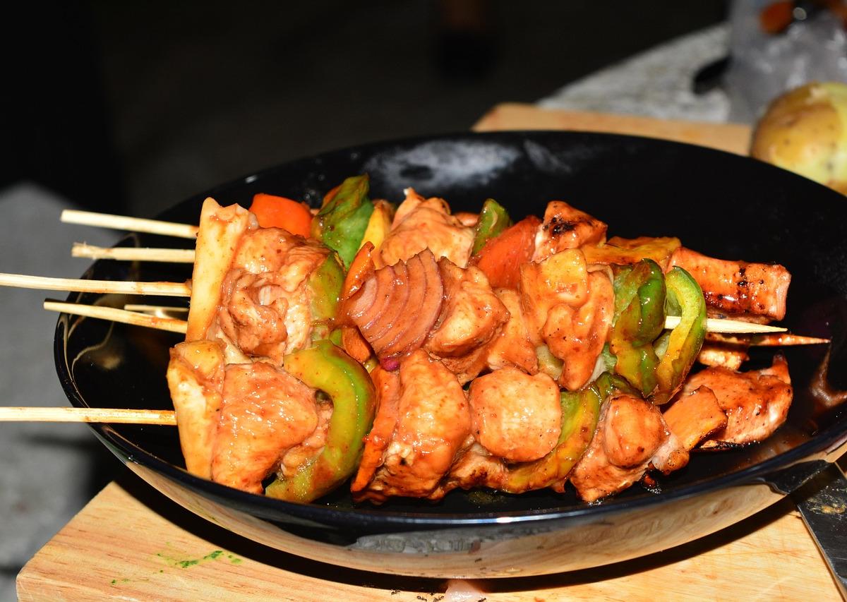 Chicken Skewers with Bell Peppers