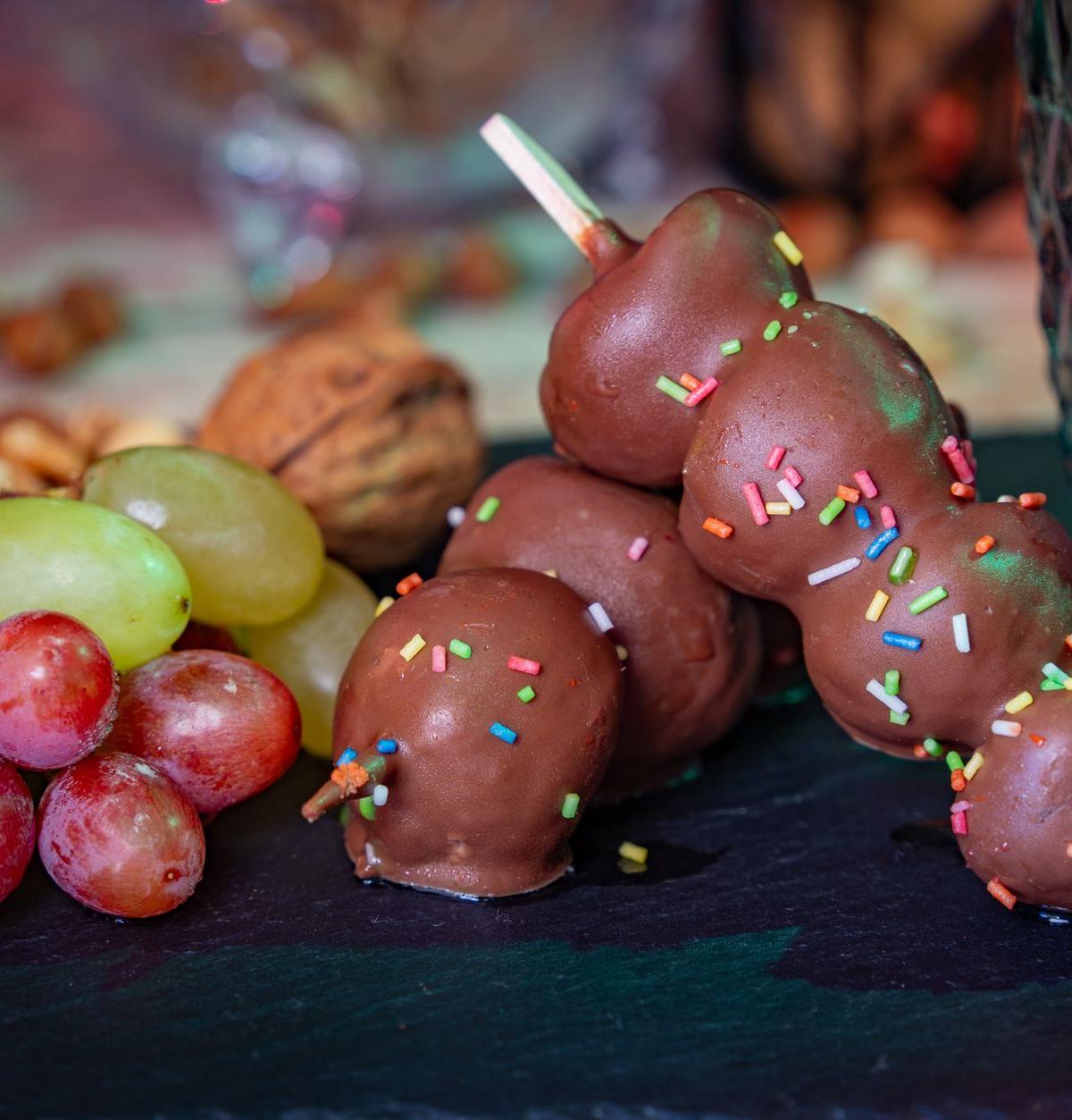Chocolate-Covered Grapes with Sprinkles