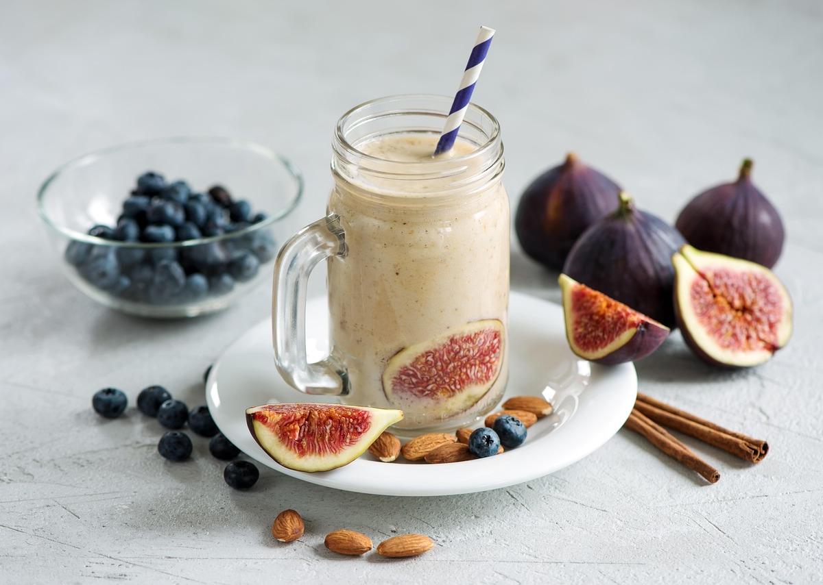 Fig and Blueberry Smoothie