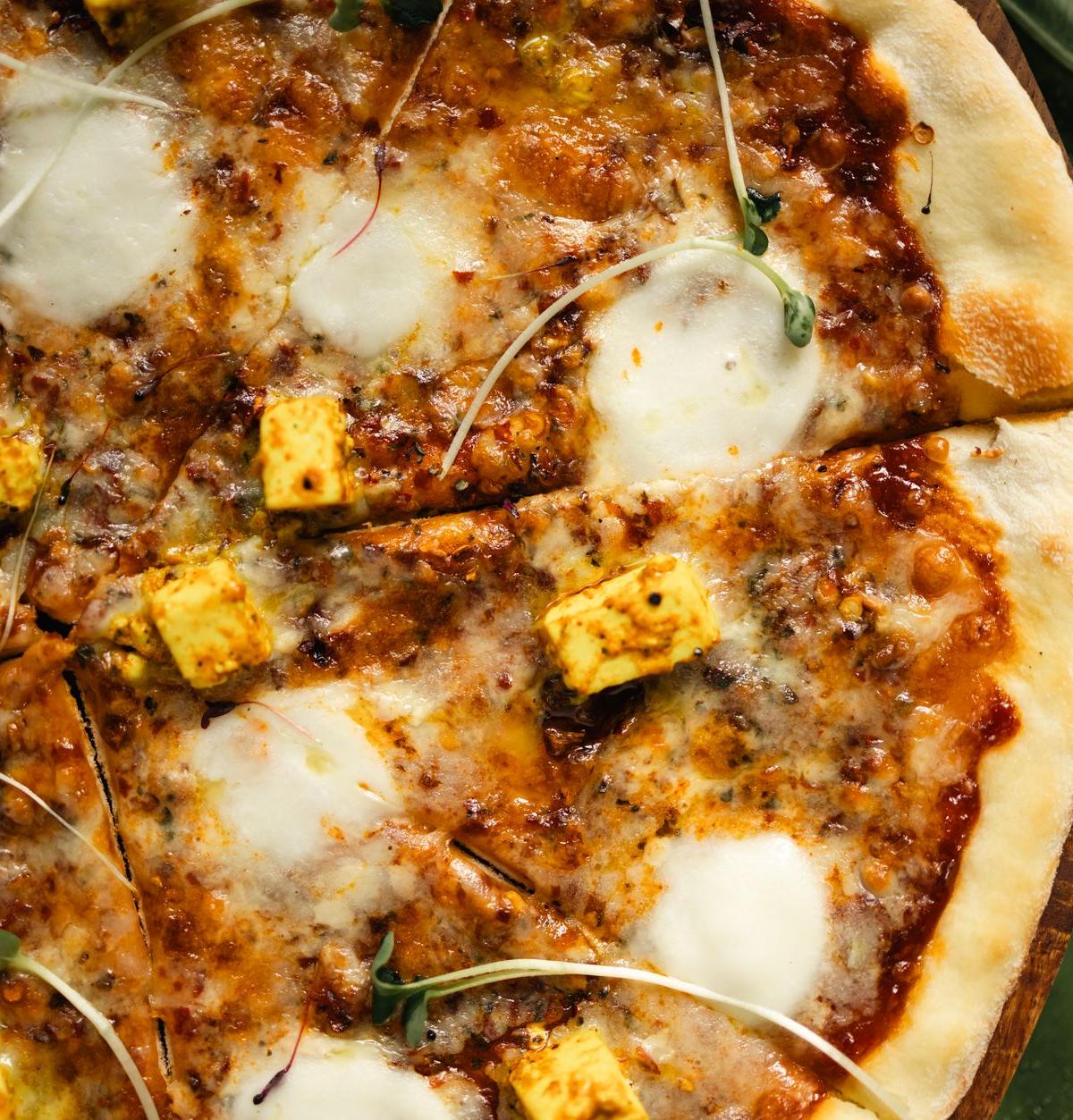 Flatbread Pizza with Cottage Cheese and Tofu