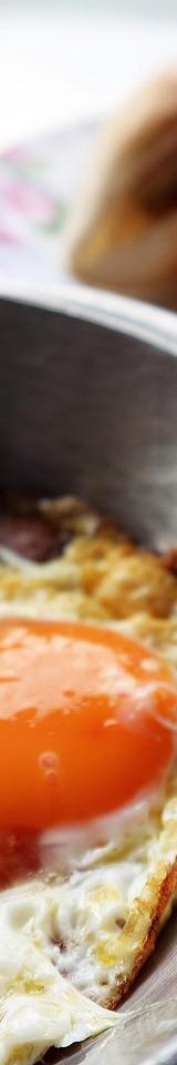 Fried Eggs with Bacon and Tomatoes