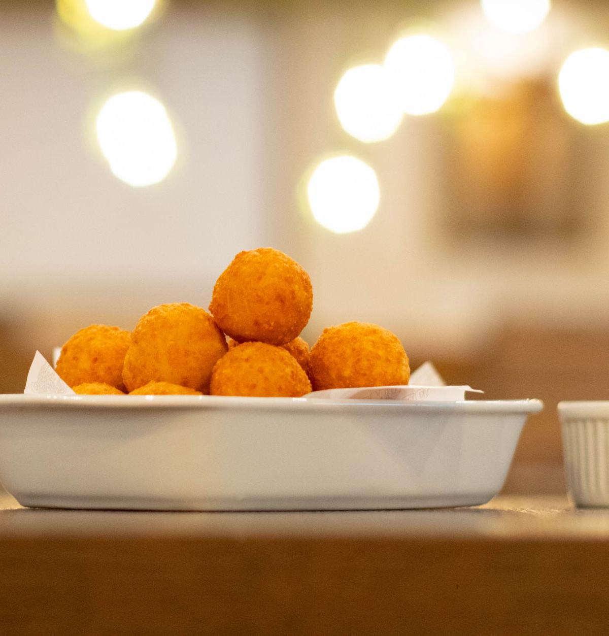Fried Mac and Cheese Balls