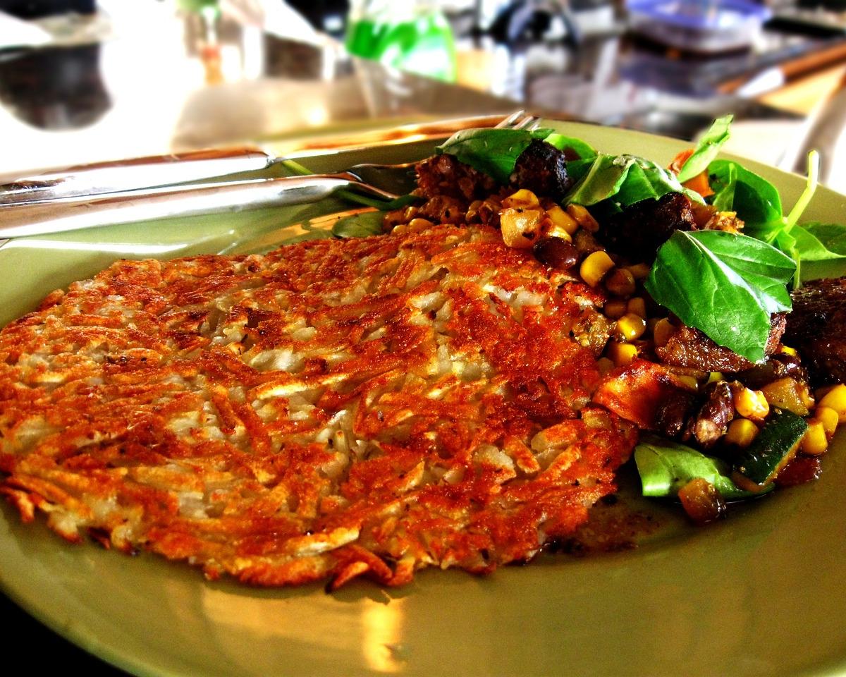 Hash Browns with Steak and Corn Salad