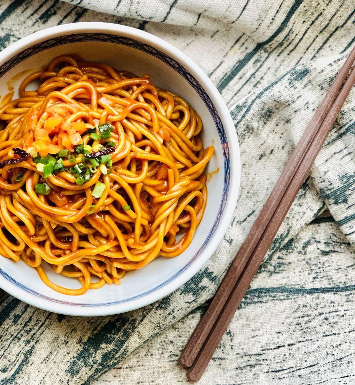 Hot Dry Noodles