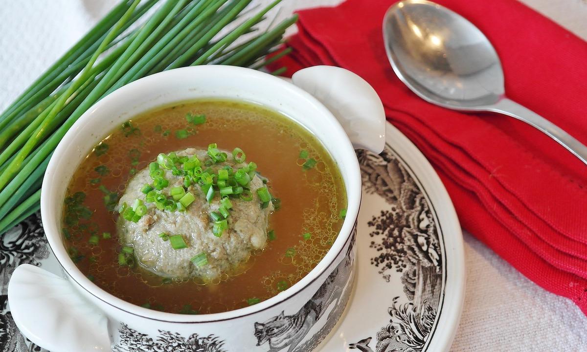 Liver Dumpling Soup