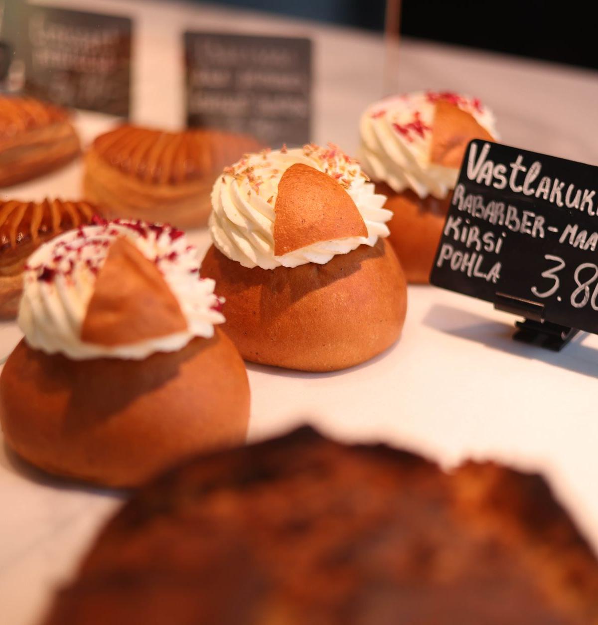 Maritozzo with Cream