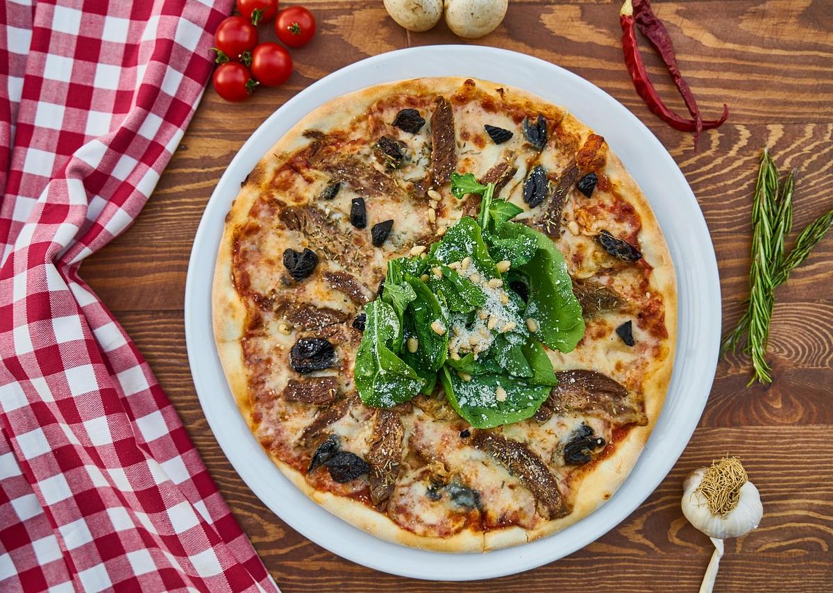 Mushroom and Olive Pizza
