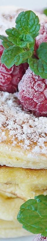 Pancakes with Berries and Powdered Sugar
