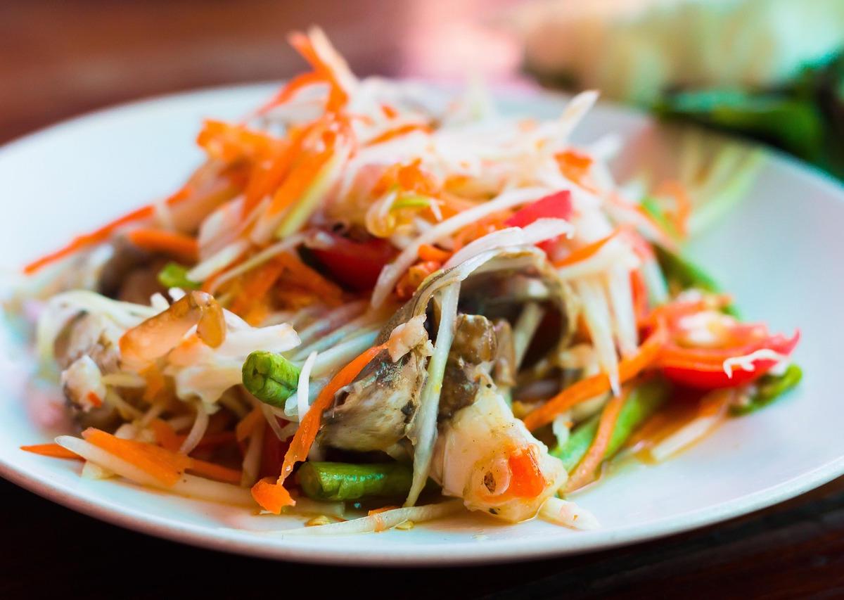 Papaya Salad with Crab