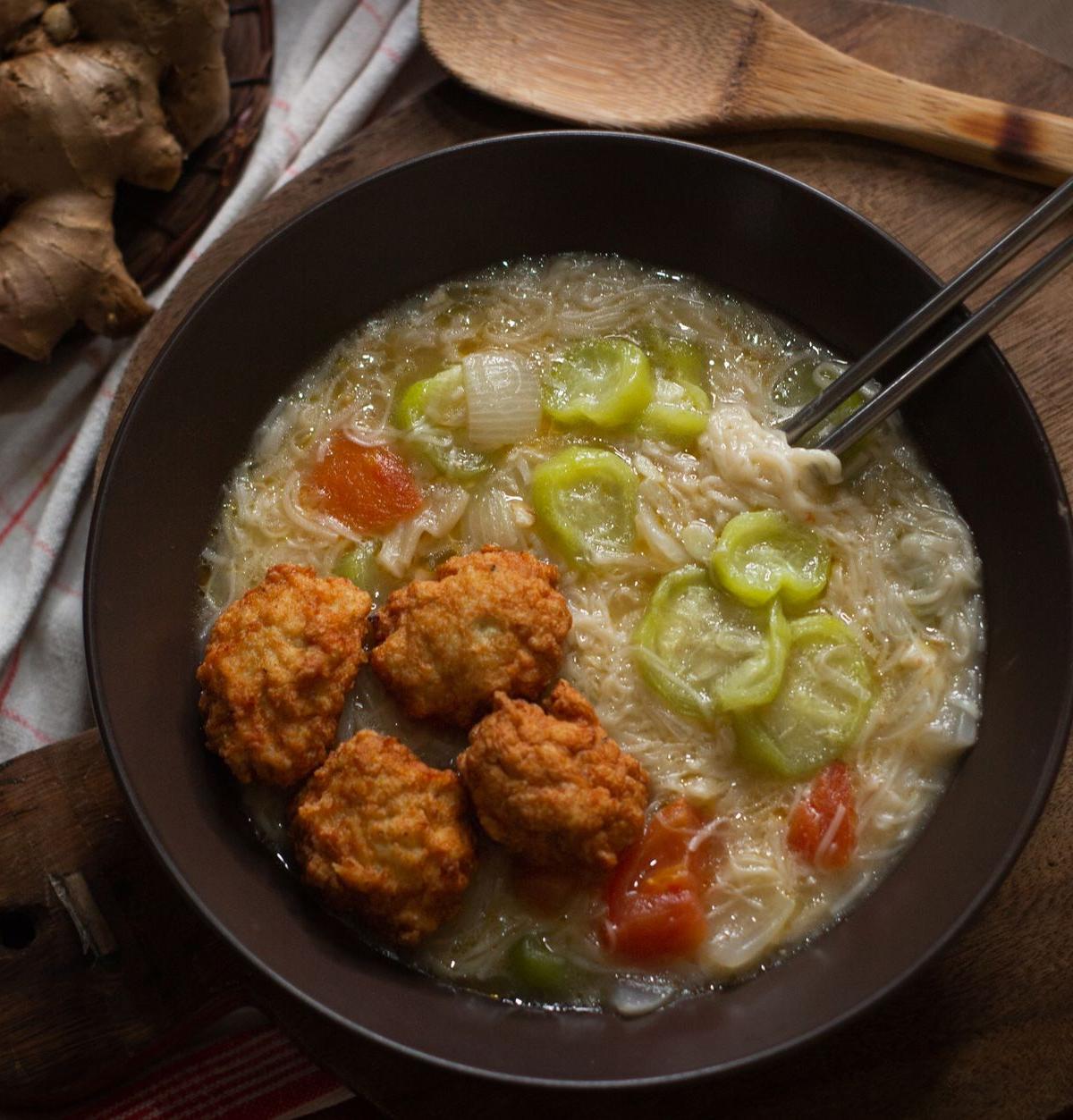 Rice Soup with Meatballs