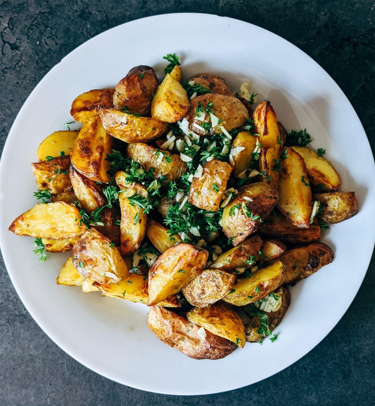 Roasted Potatoes with Garlic and Parsley