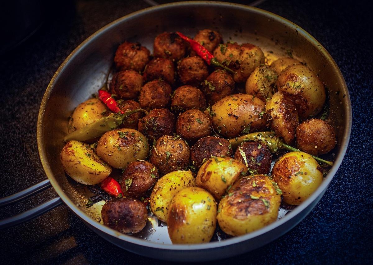 Roasted Potatoes with Herbs and Chili