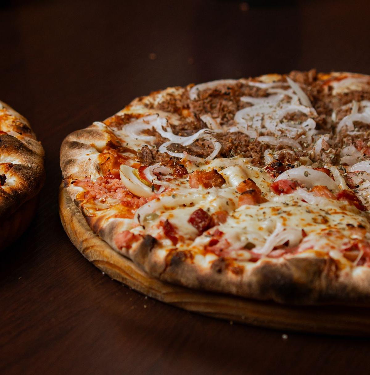 Sausage and Onion Pizza