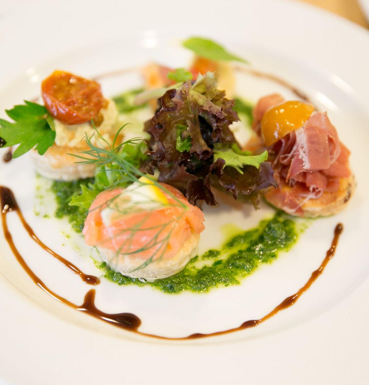 Seared Scallops with Prosciutto and Herb Sauce