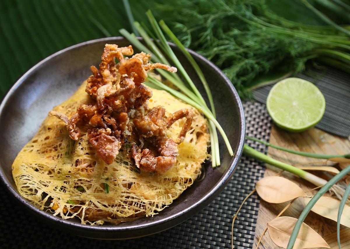 Shrimp Crackers with Fried Shrimp