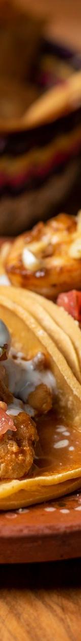 Shrimp Tacos with Cream and Guacamole
