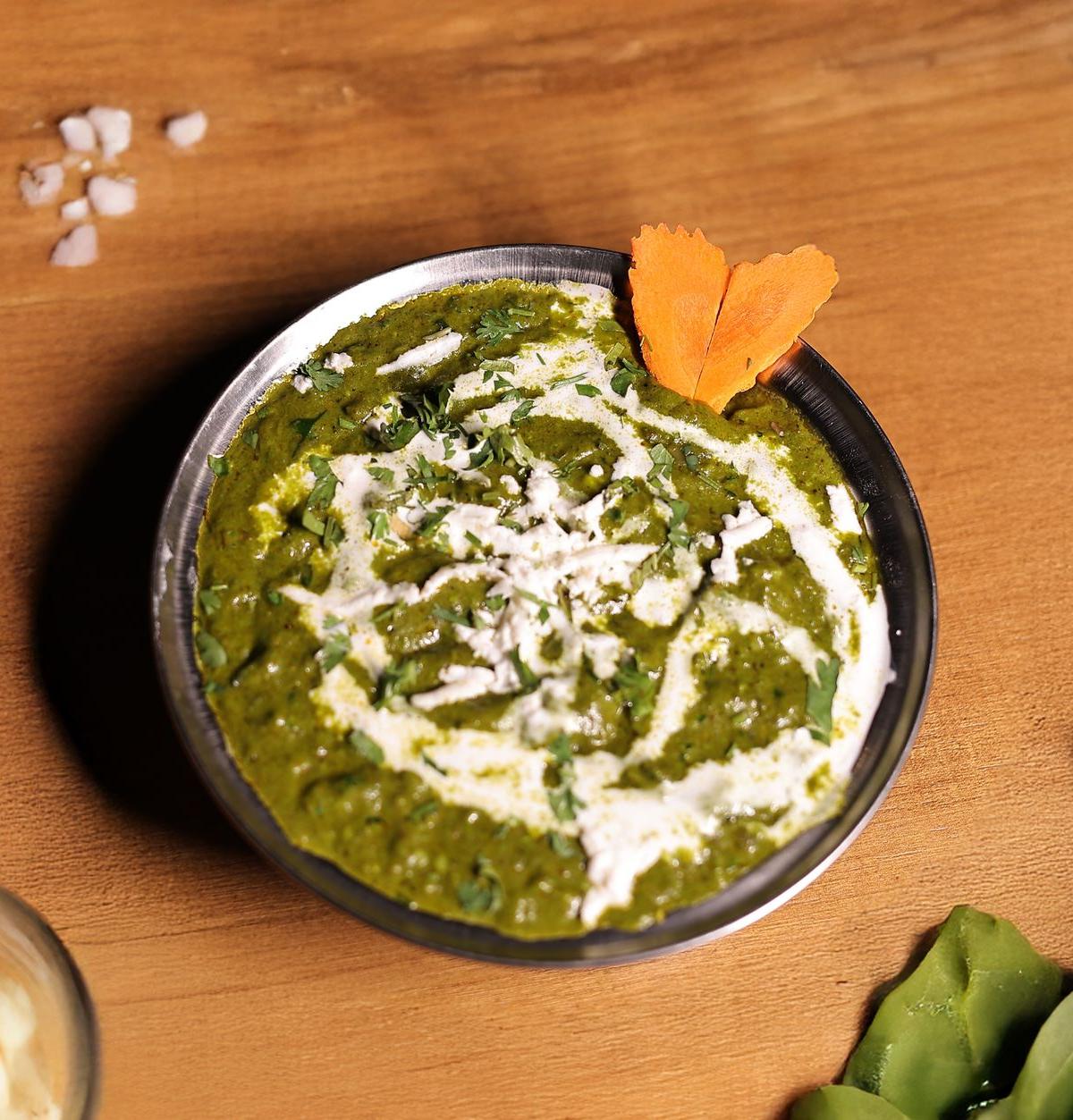 Spinach and Cottage Cheese Curry
