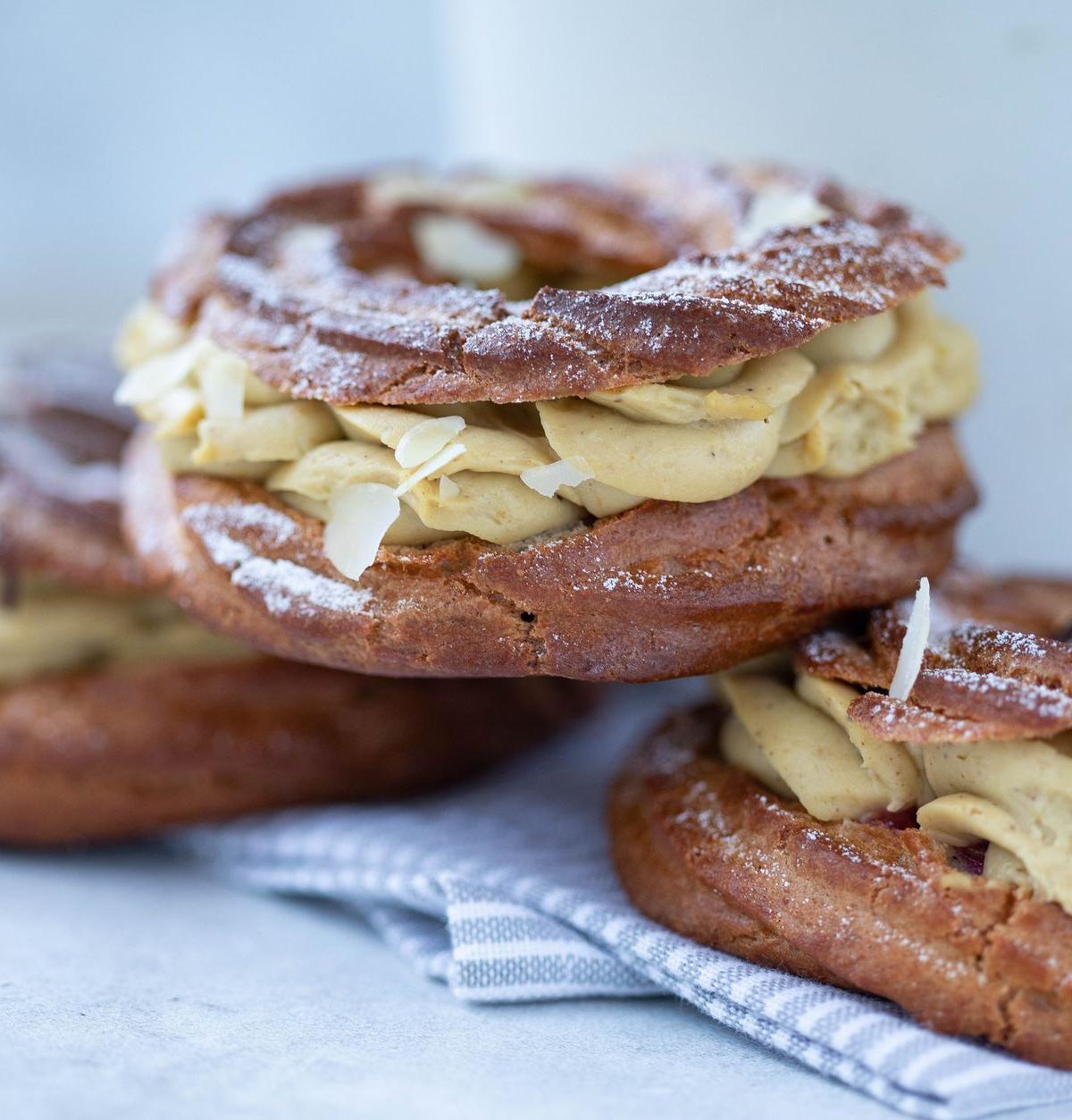 Swedish Cinnamon Buns with Cream Filling