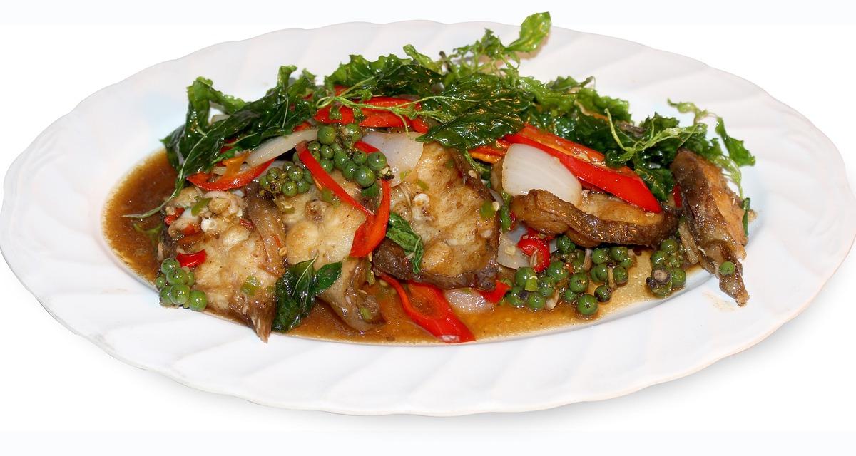 Thai Stir-fried Fish with Green Peppercorns and Herbs